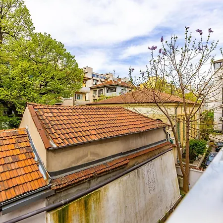 Central Flat - Old Town & Kapana Apartment *